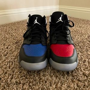 Jordan Mars 270 ‘Top 3’. Fairly New. Box Not Included. Price Negotiable.